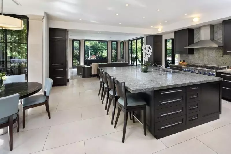 Kitchen Design & Colors