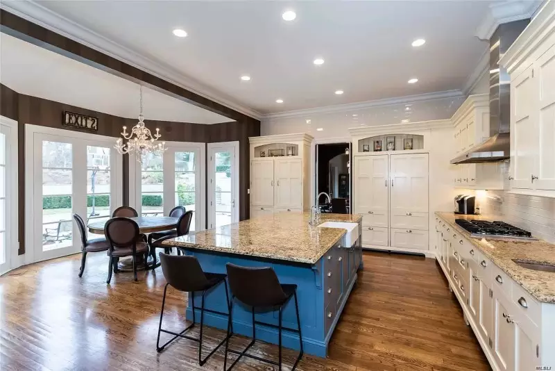 Blue Kitchen Cabinets