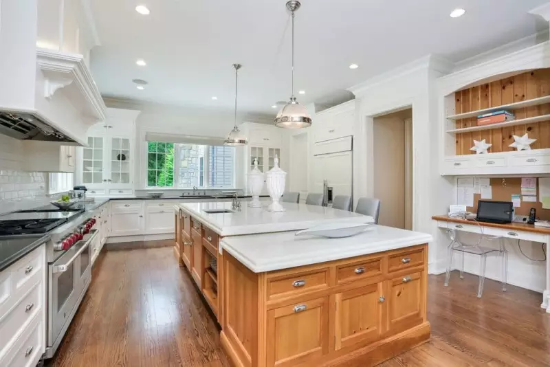 Kitchen Light Fixtures