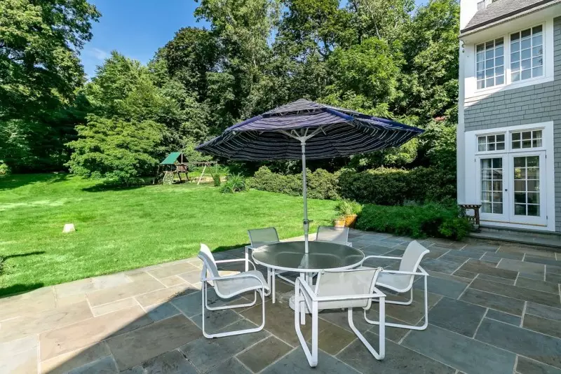 Outdoor Patio Umbrella