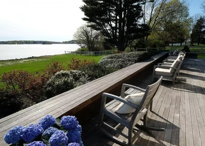 Outdoor Living Spaces