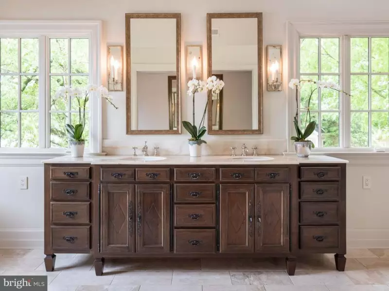 Bathroom Vanity Cabinets