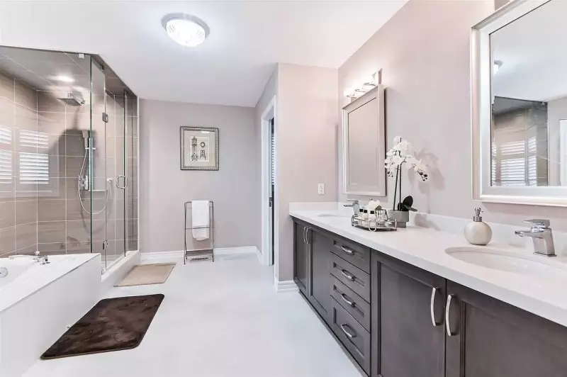 Bathroom Color Schemes